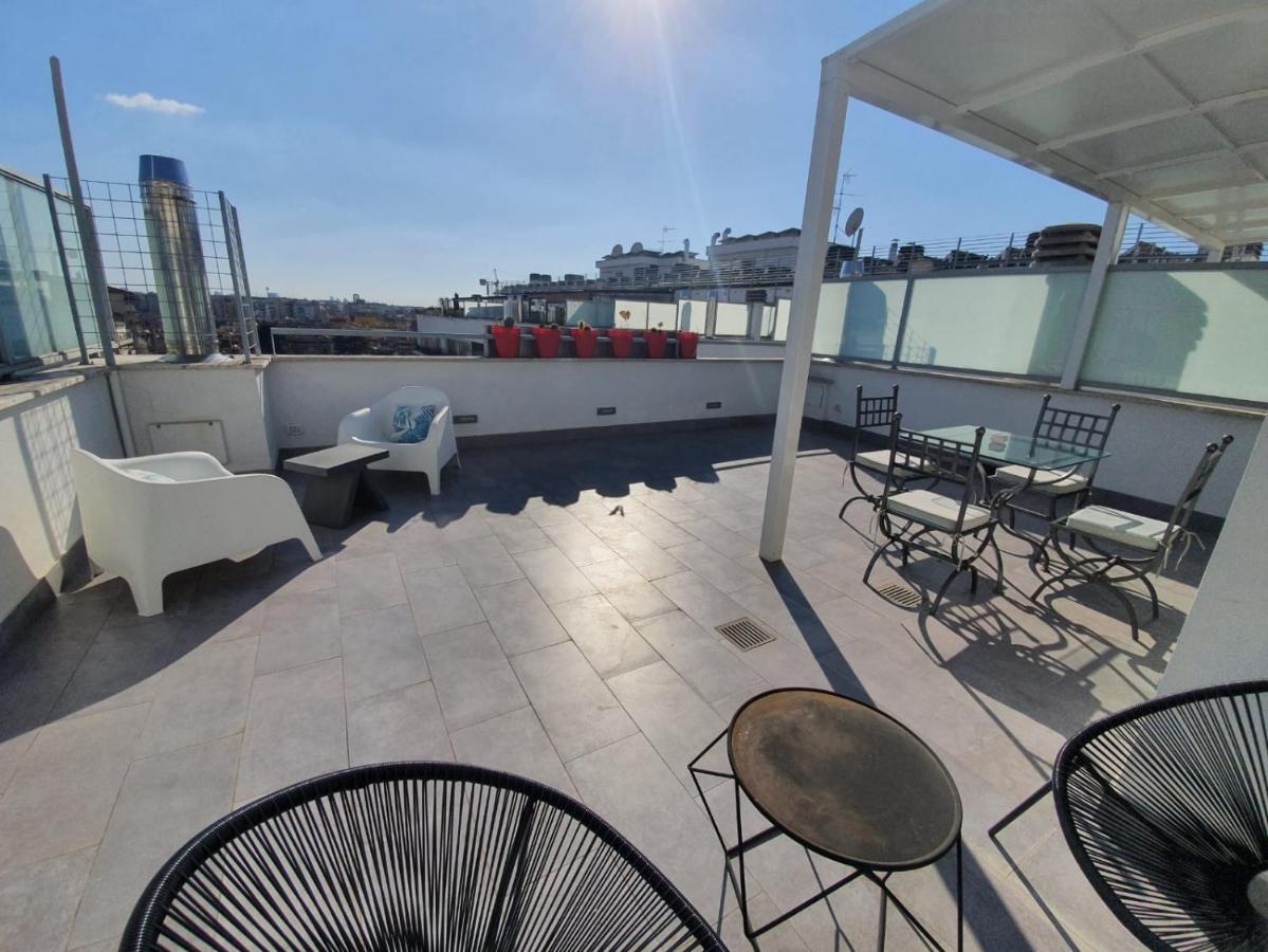 Penthouse 41 In Trastevere With Big Terrace Roma Exterior foto