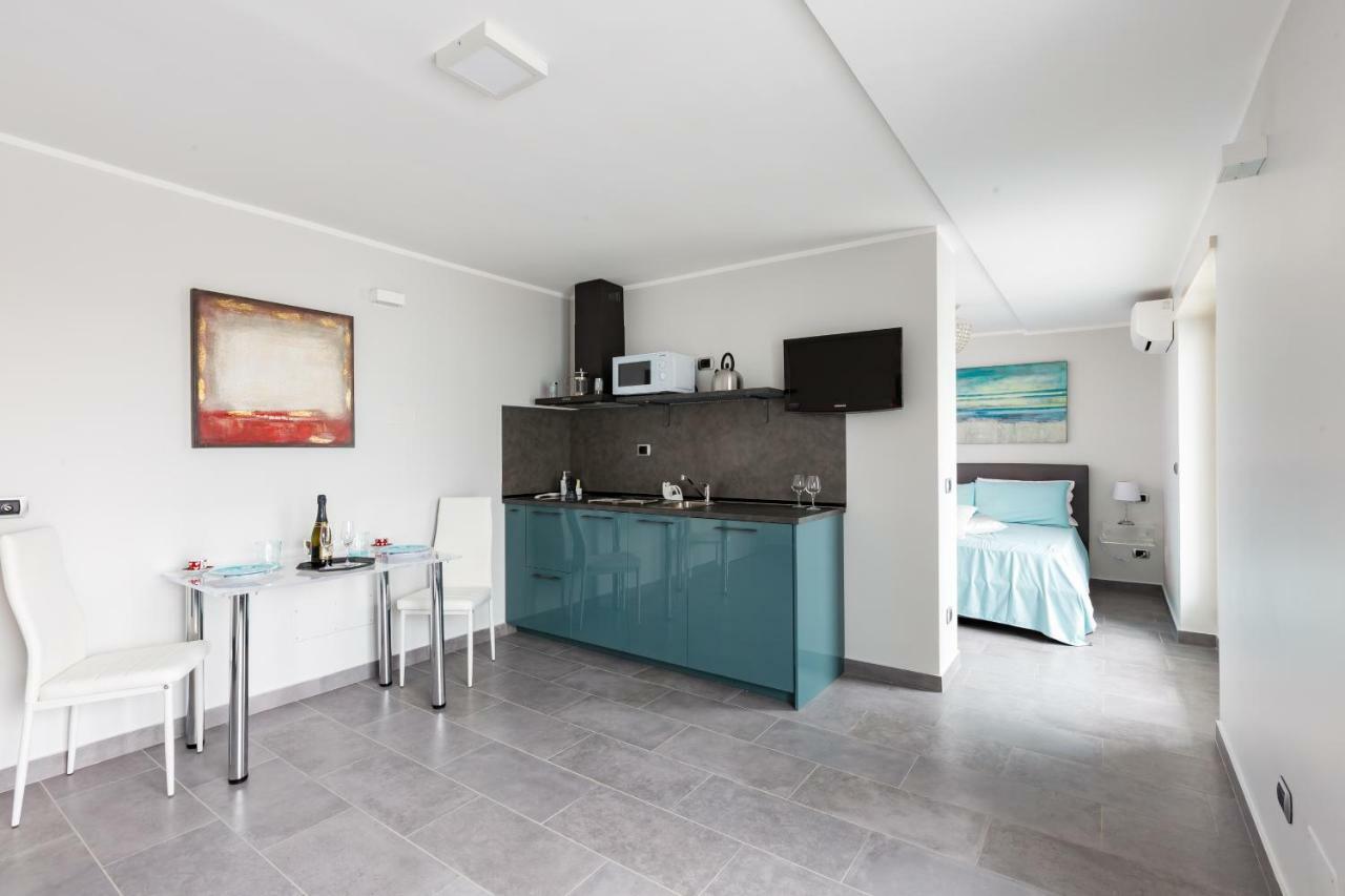 Penthouse 41 In Trastevere With Big Terrace Roma Exterior foto